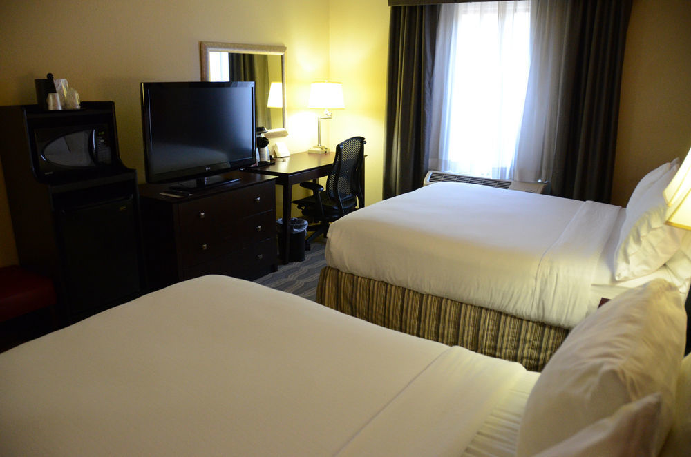 Holiday Inn Express Knoxville-Strawberry Plains By Ihg Exterior photo